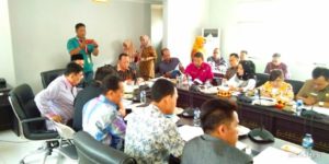 Anggarkan Kenaikan Penghasilan Tetap Aparatur Desa, DPRD Lamsel Ajukan Hak Aspirasi