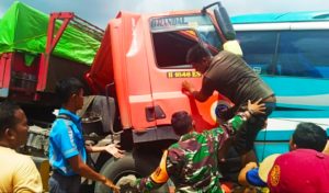 Rem Blong Diduga Pemicu Kecelakaan Beruntun Ditolgate Bakauheni