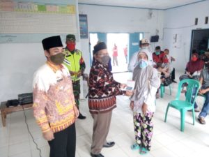 80 Warga Desa Banjarsuri Terima BLT DD