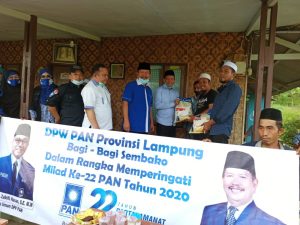Peringati HUT PAN Ke-22, Kader PAN Bersama Hipni Silaturahmi dan Berbagi ke Ponpes Sabilul Musthofa Jatiagung