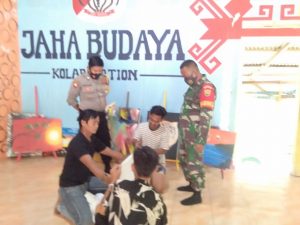 Serda Heri dan Brigpol Ratijo Laksanakan Komsos di Sanggar Jaha Budaya