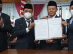 DPRD Lamsel Gelar Paripurna Usulan Pengesahan Pengangkatan Bupati dan Wakil Bupati Terpilih