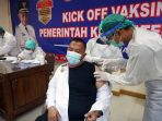 Pejabat dan ASN Pemkab Lamsel Jalani Vaksinasi Covid-19