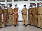 Thamrin Serahkan Nota Pelaksana Tugas Kepada Nanang Ermanto