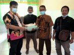 Beras Bantuan Buruk, Warga Desa Sinarpalembang Lapor ke Dinsos Lamsel