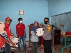 Korban Banjir di Desa Talang Baru Mendapatkan Bantuan Dari Polres Lamsel