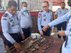Petugas Lapas Kalianda Roling Gembok dan Cek Teralis Kamar Hunian WBP