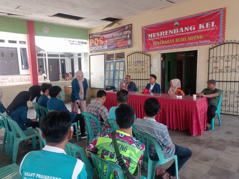 Kelurahan Bumi Agung Kecamatan Kalianda, Lampung Selatan menerima 16 Mahasiswa Universitas Lampung (Unila), foto : Tubagus Muhklas