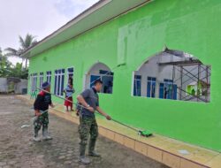 Diakhir Kegiatan TMMD Kodim 0421/Lamsel, Rehab Masjid Baiturrahman Tahap Pengecatan