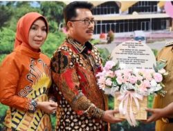 Thamrin Purna Tugas, Intji Indriati Plh Sekda Lampung Selatan