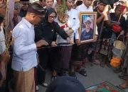 Penghormatan Terakhir untuk Almarhum Made Sukintre, DPRD Lampung Selatan Gelar Upacara Ngaben