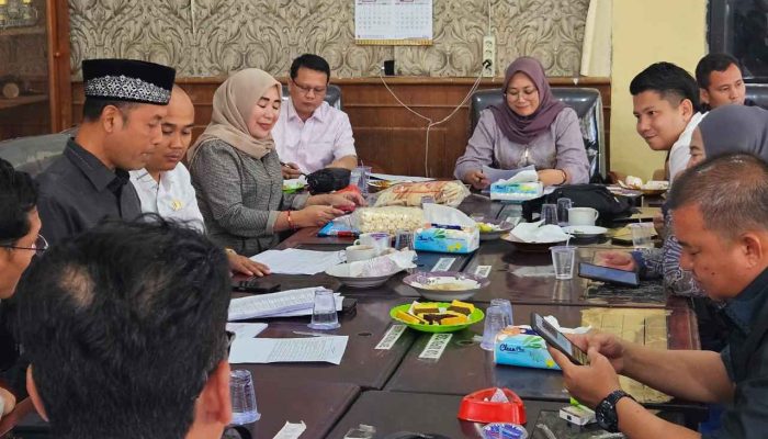 Komisi III DPRD Lampung Selatan, Yuti Rama Yanti Minta Dinas PUPR Percepat Pembangunan Infrastruktur