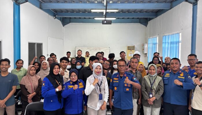 Tingkatkan Kesiapsiagaan Hadapi Kebakaran, Damkarmat Lampung Selatan Latih Karyawan PT BMI